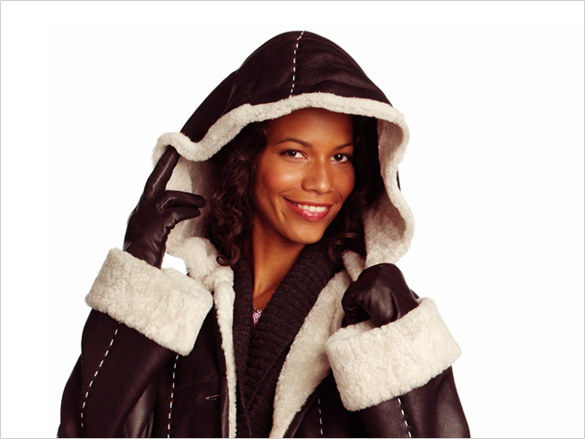 Style Watch How Fashion Bloggers Wear The Fur And Faux Coats During This Season Sheepskin Coats Have Entered The List Of Trends As A Distinct And Equally Stylish Alternative To Fur In Winter Outerwear