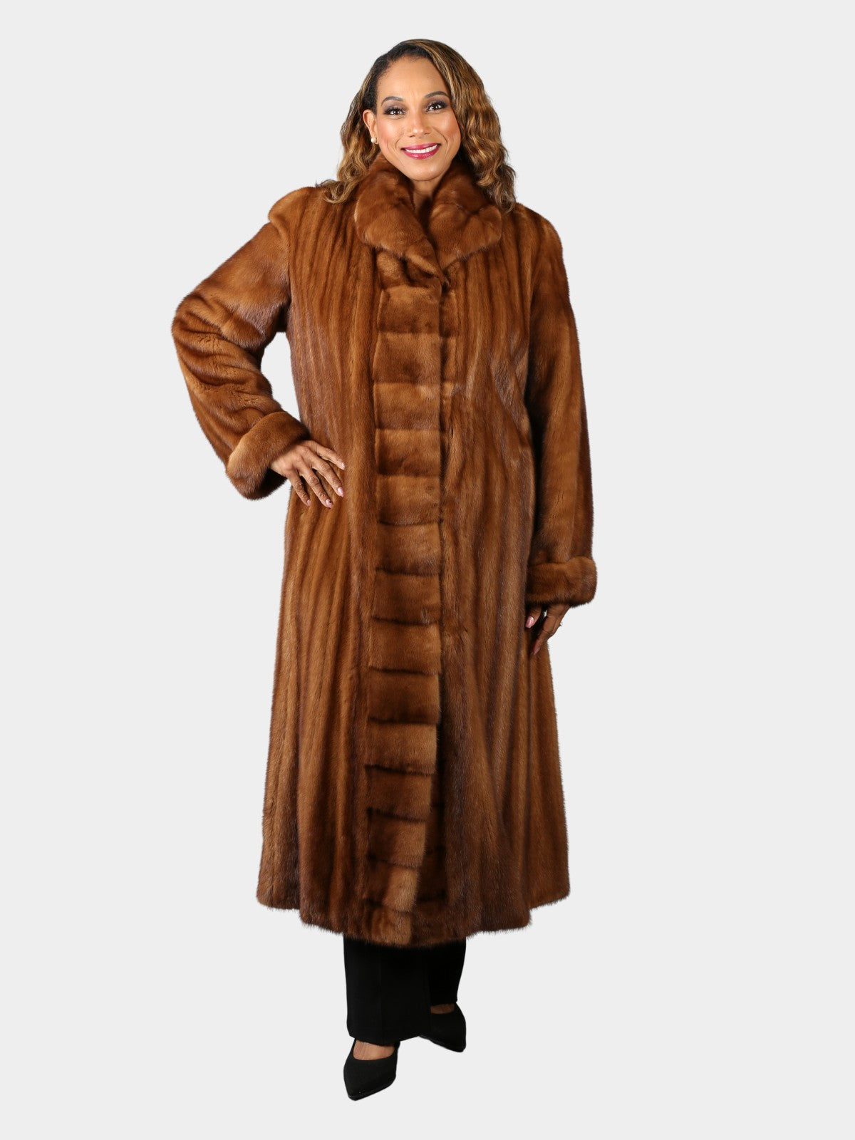 Woman's Natural Whiskey Female Mink Fur Coat
