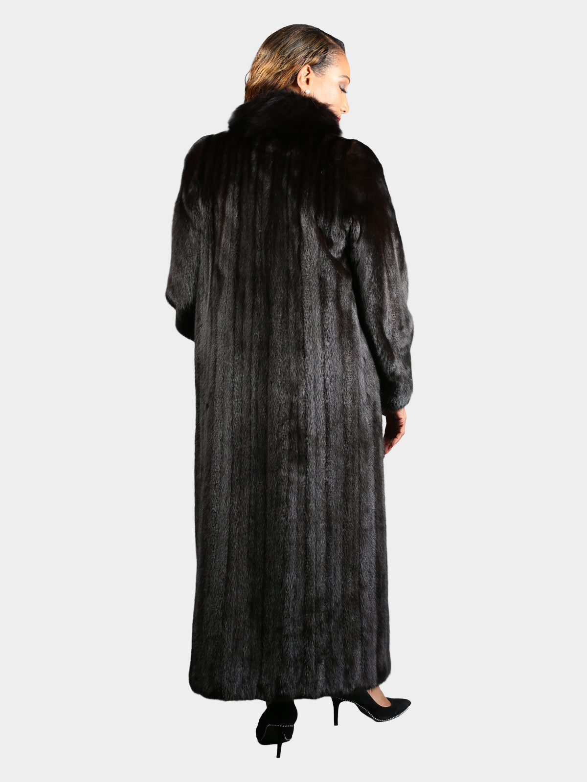 Woman's Natural Ranch Female Mink Fur Coat with Fox Tuxedo Front