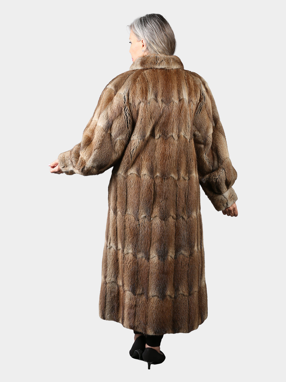 Woman's Natural Muskrat Fur Coat with Detachable Hood
