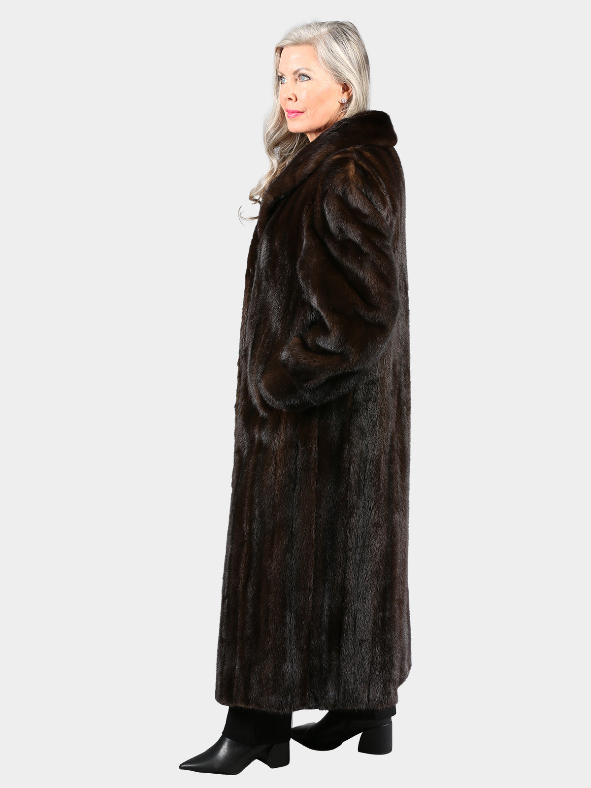 Woman's Mahogany Mink Fur Coat