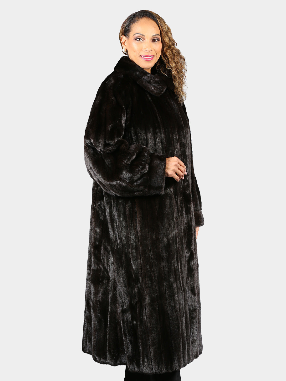 Woman's Plus Size Ranch Female Mink Fur Coat by Con Teso