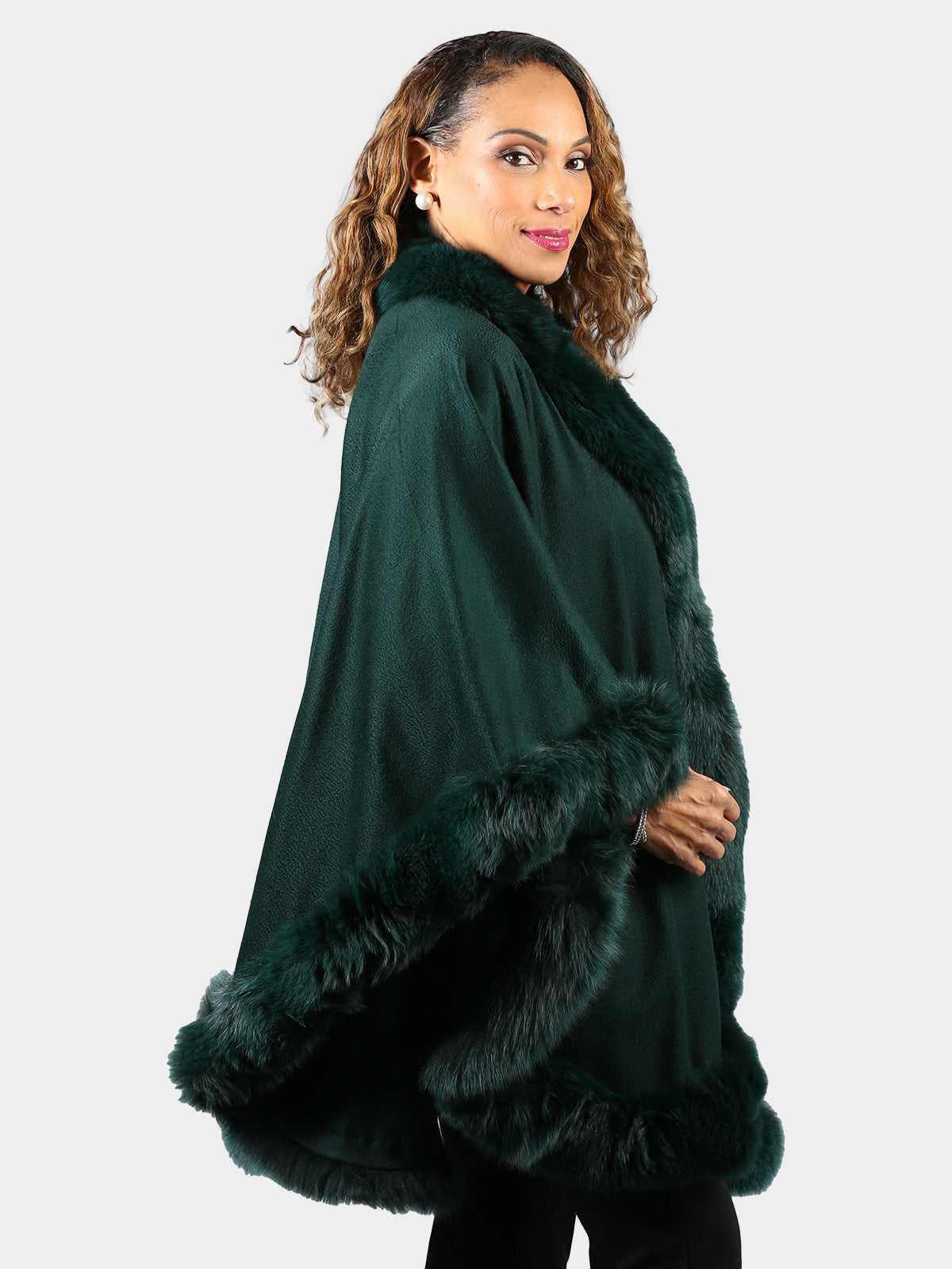 Woman's Dyed Deep Green 100% Cashmere Wool Cape with Dyed Fox Fur Trim