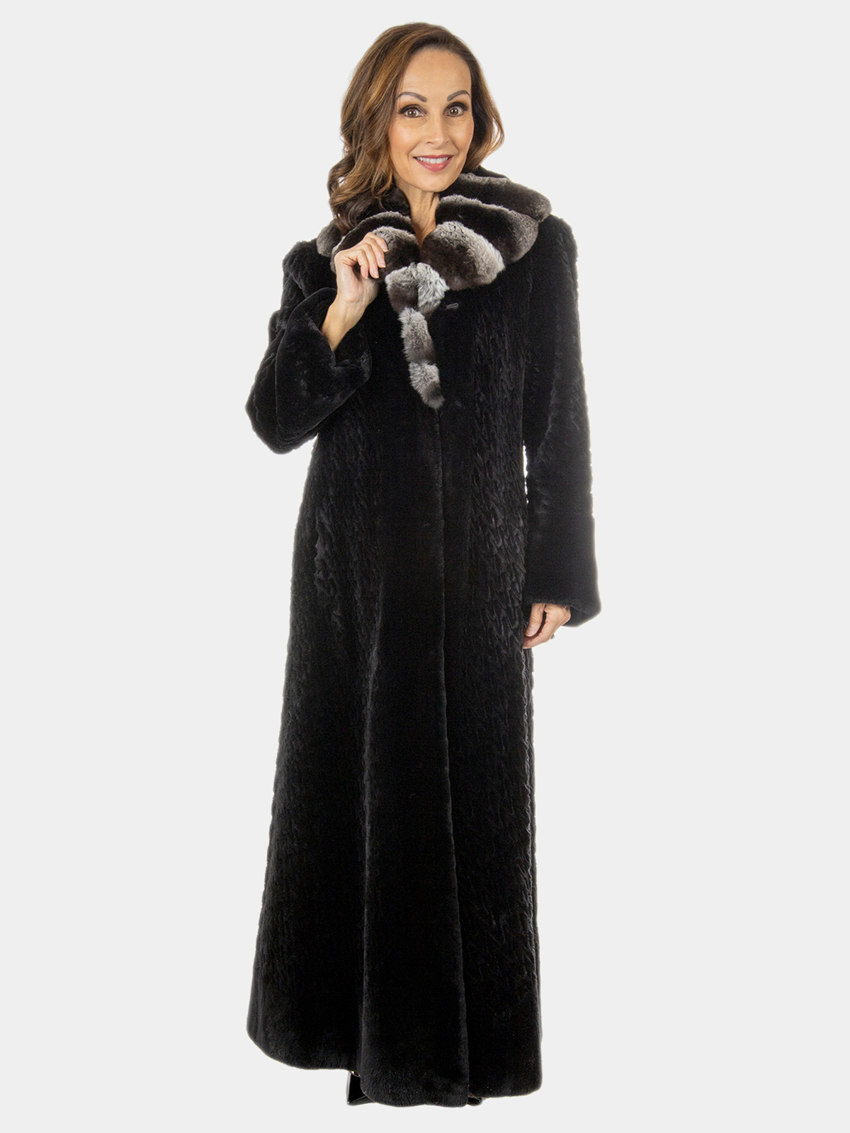 Musi Woman's Black Sheared And Laser Grooved Beaver Fur Coat with Cross Cut Chinchilla Collar