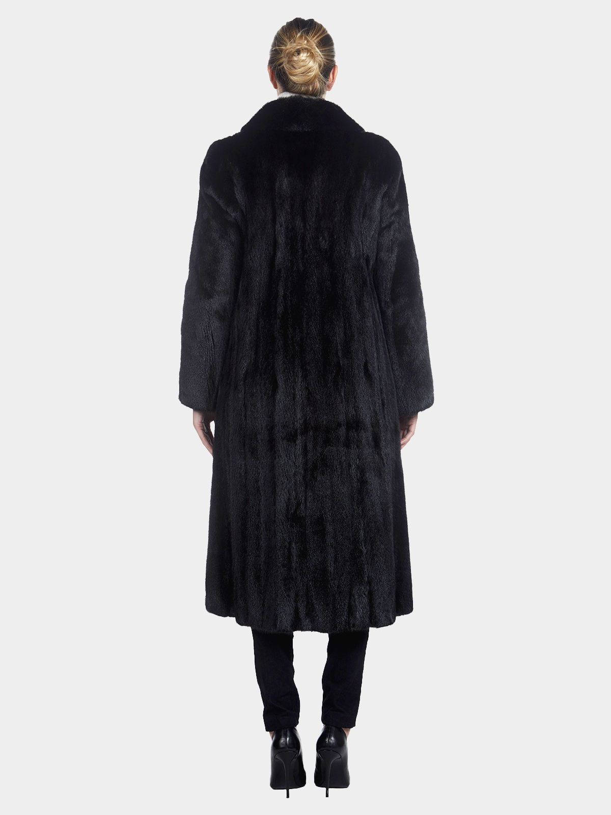 Saga Ranch Mink Fur Coat - Women's Fur Coat - Large | Estate Furs
