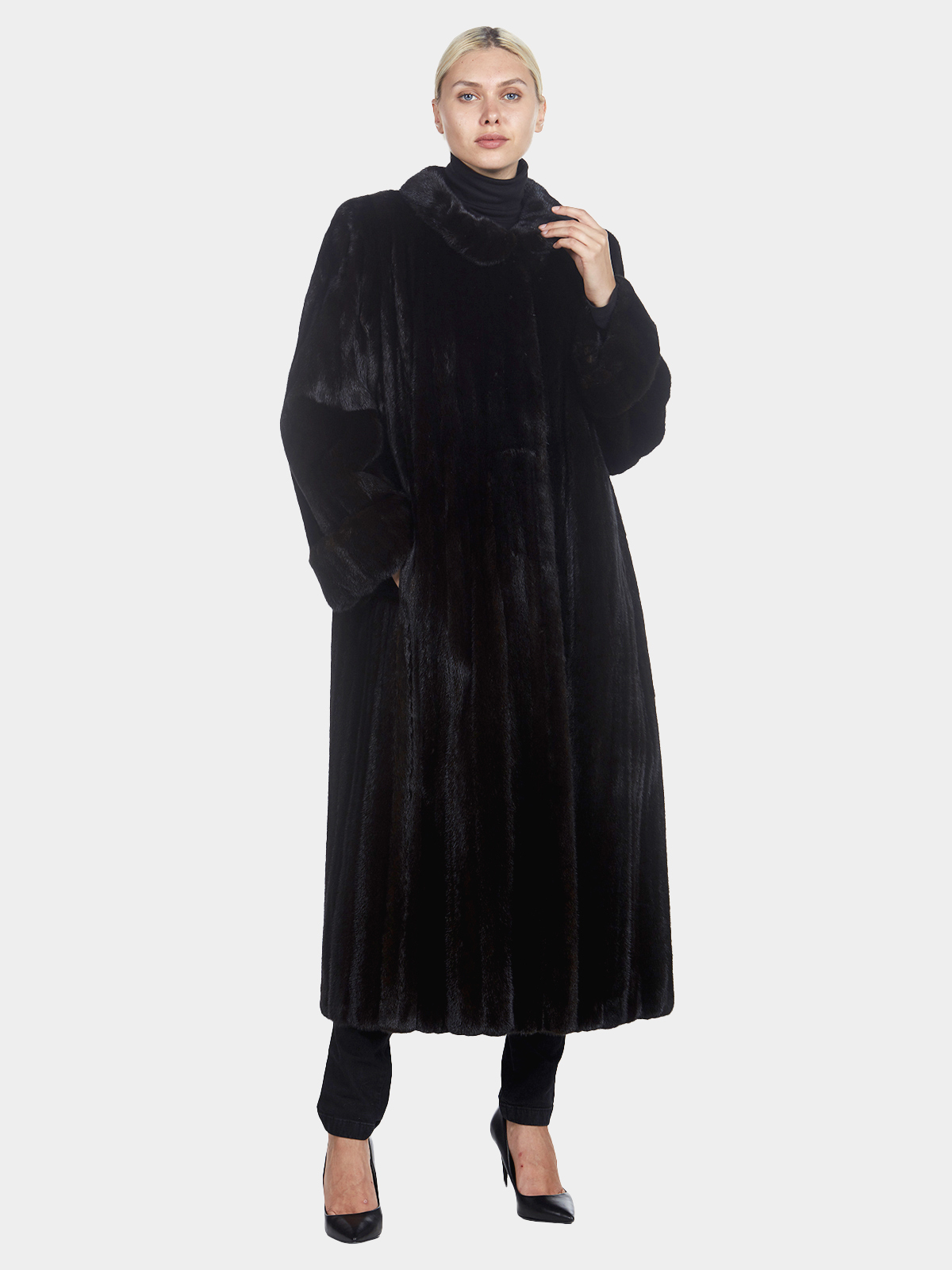 Woman's Sorbara Ranch Mink Fur Coat