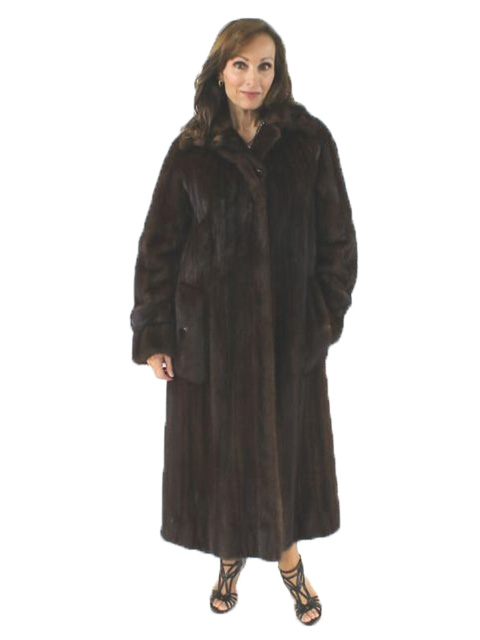 Natural Mahogany Female Mink Fur Coat - Estate Furs