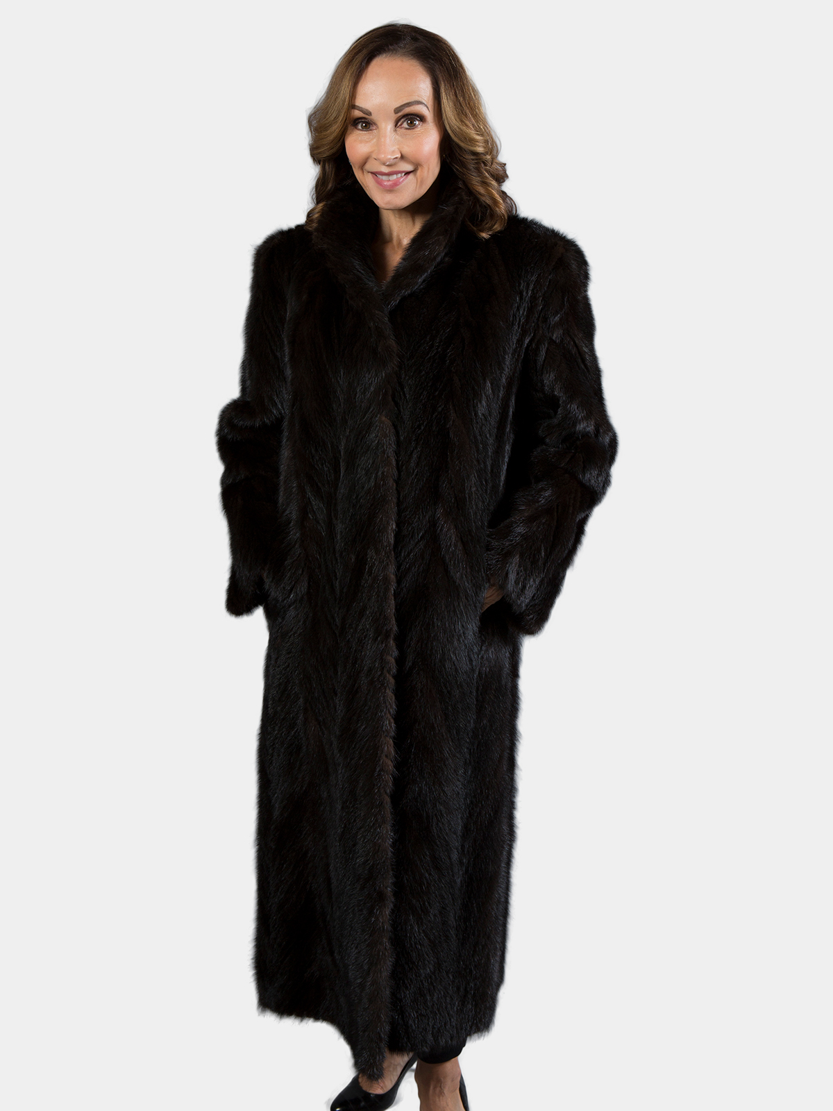 Woman's Ranch Mink Chevron Sectioned Style Mink Fur Coat