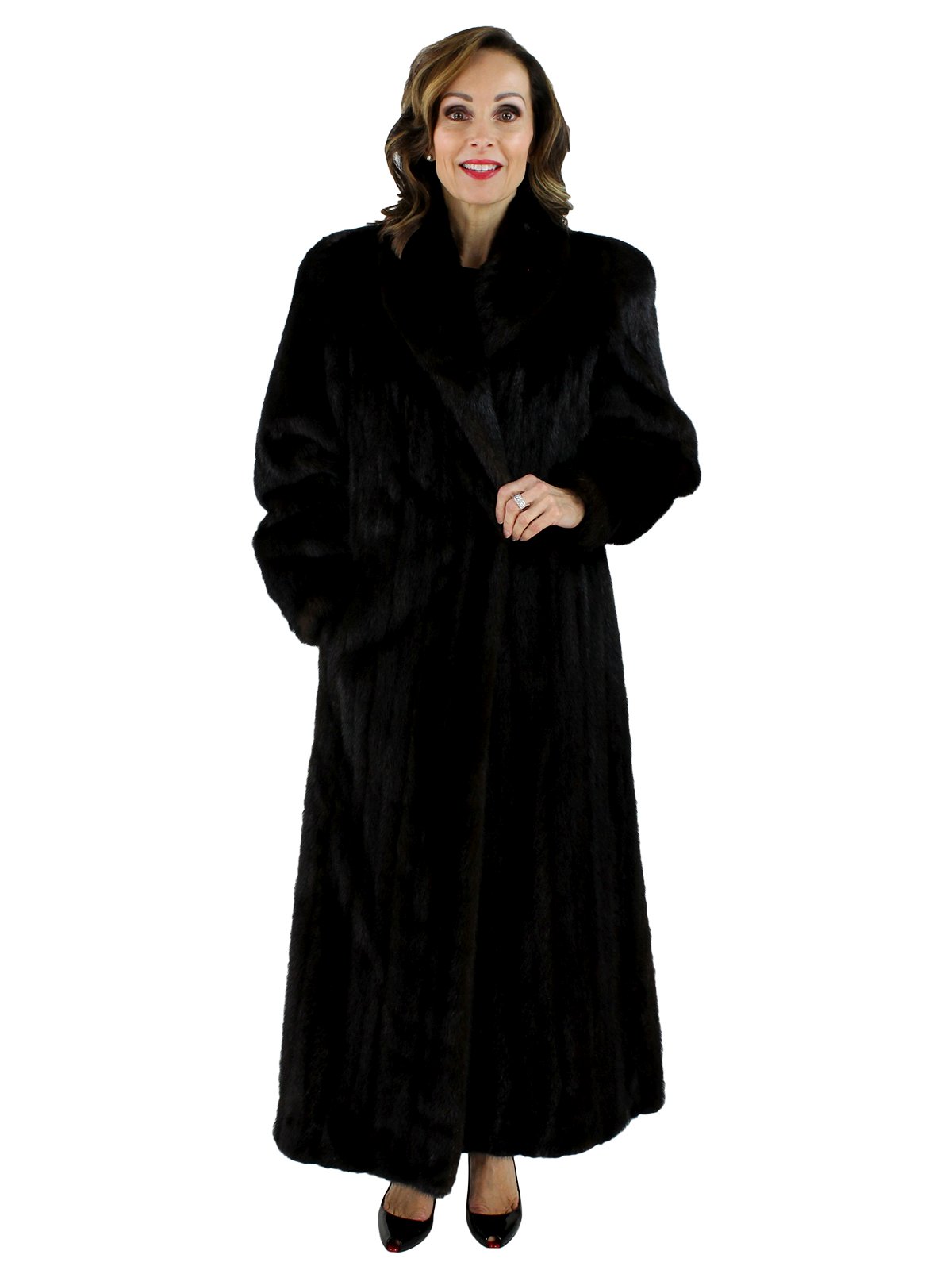 Ranch Female Mink Fur Coat - Women's Medium | Estate Furs