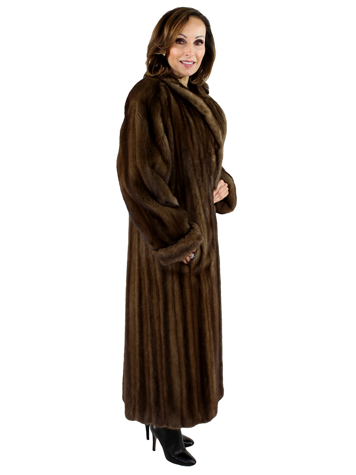 Lunaraine Female Mink Fur Coat - Women's M/L| Estate Furs