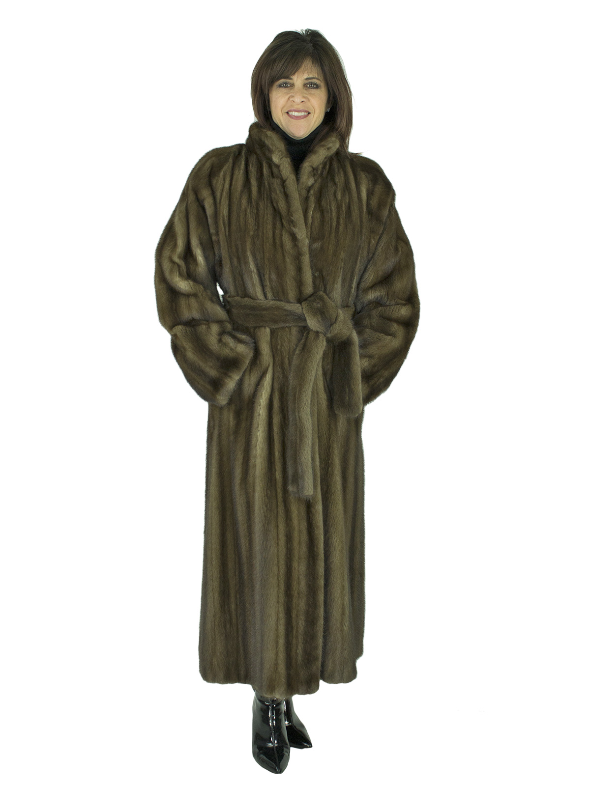 Woman's Lunaraine Female Mink Coat with Belt