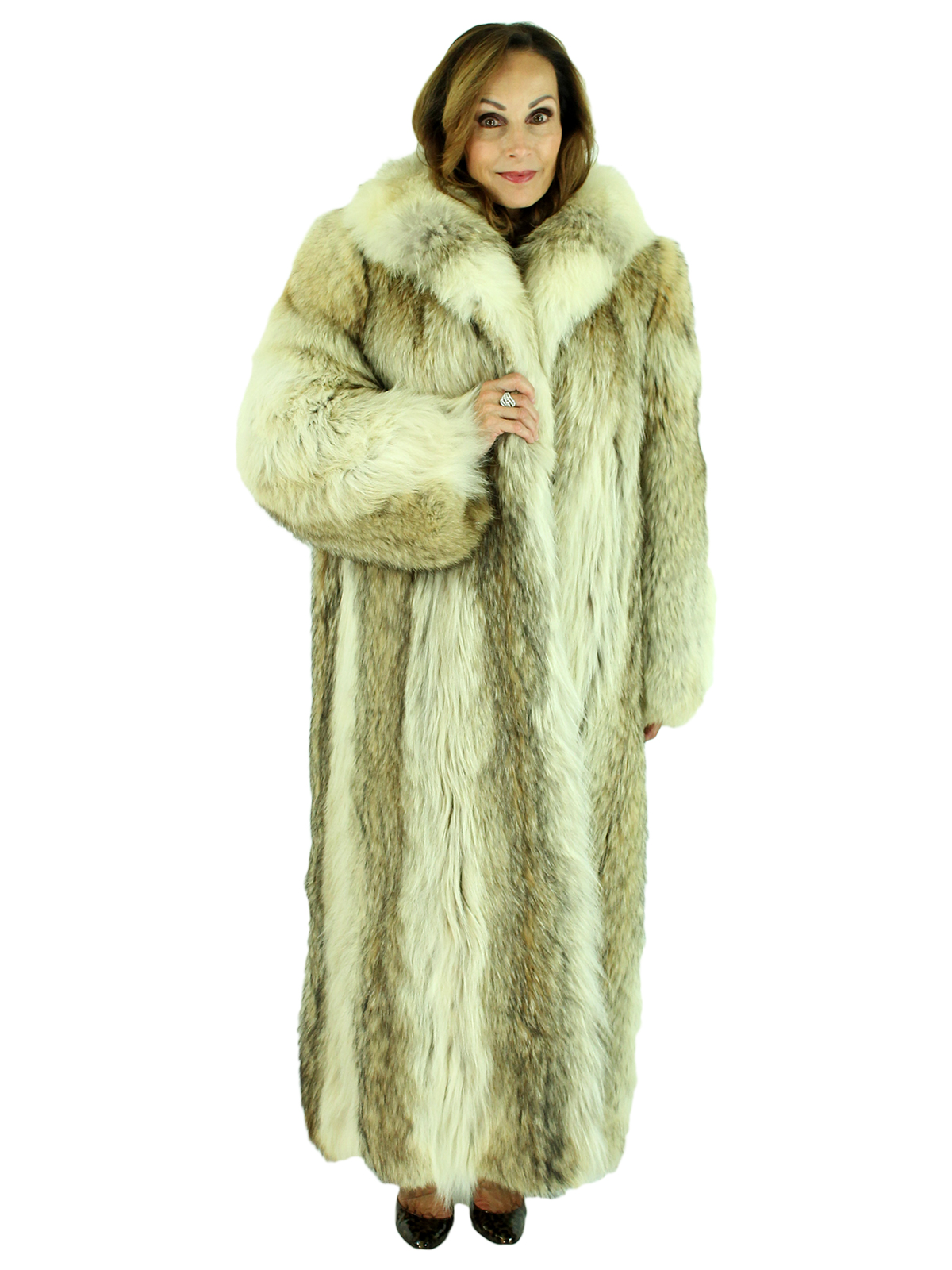 Natural Coyote Fur Coat - Medium| Estate Furs