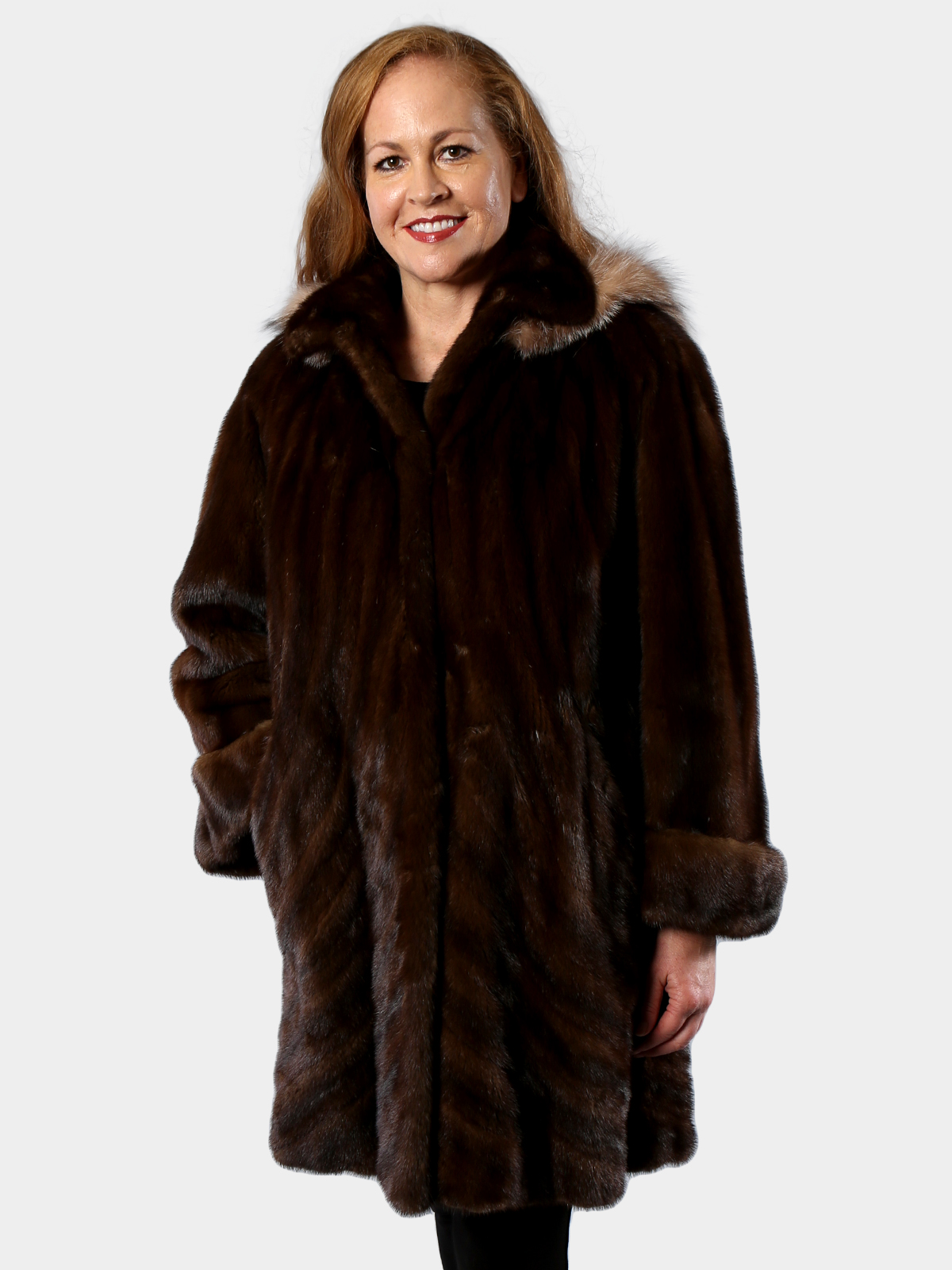 Woman's Oscar de la Renta Demi Buff Female Mink Fur Swing Coat