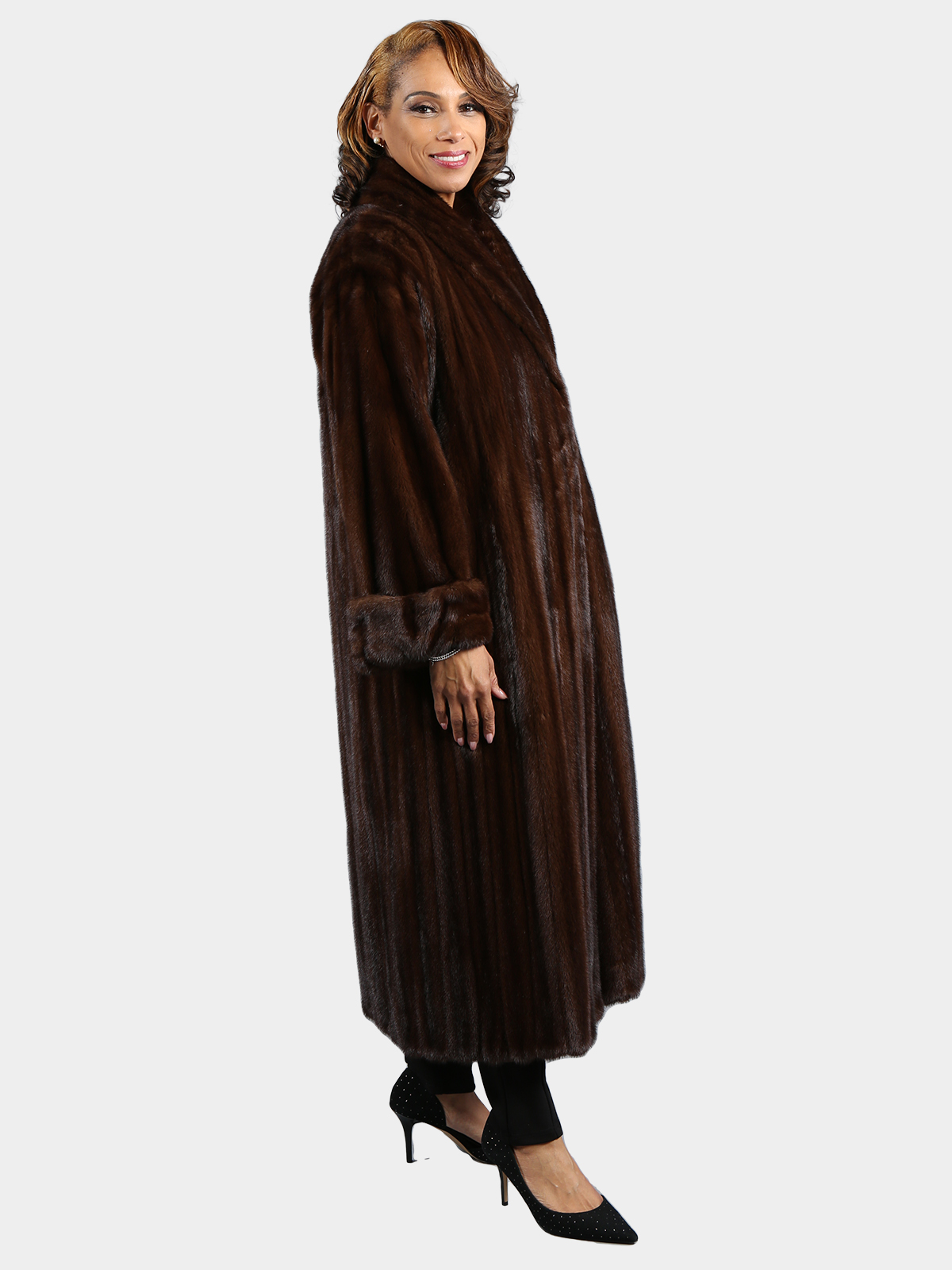 Woman's Neiman Marcus Mahogany Female Mink Fur Coat - Estate Furs