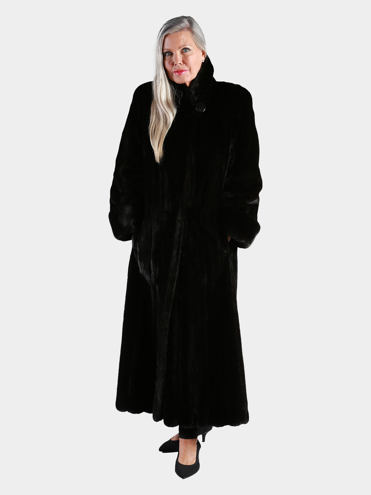 Woman's Blackglama Ranch Female Mink Fur Coat