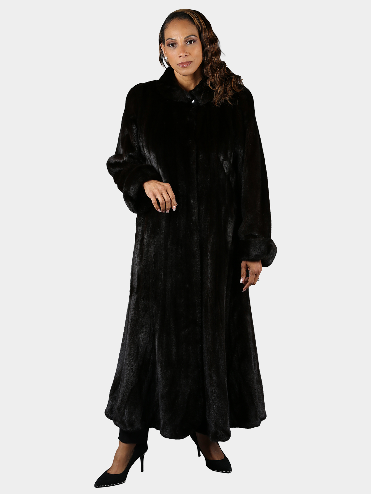 Woman's Natural Ranch Female Mink Fur Trumpet Design Coat