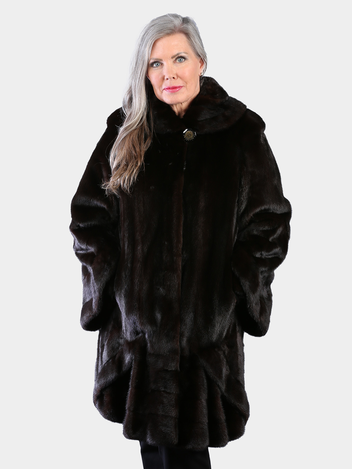 Woman's Natural Ranch Female Mink Fur 3/4 Coat