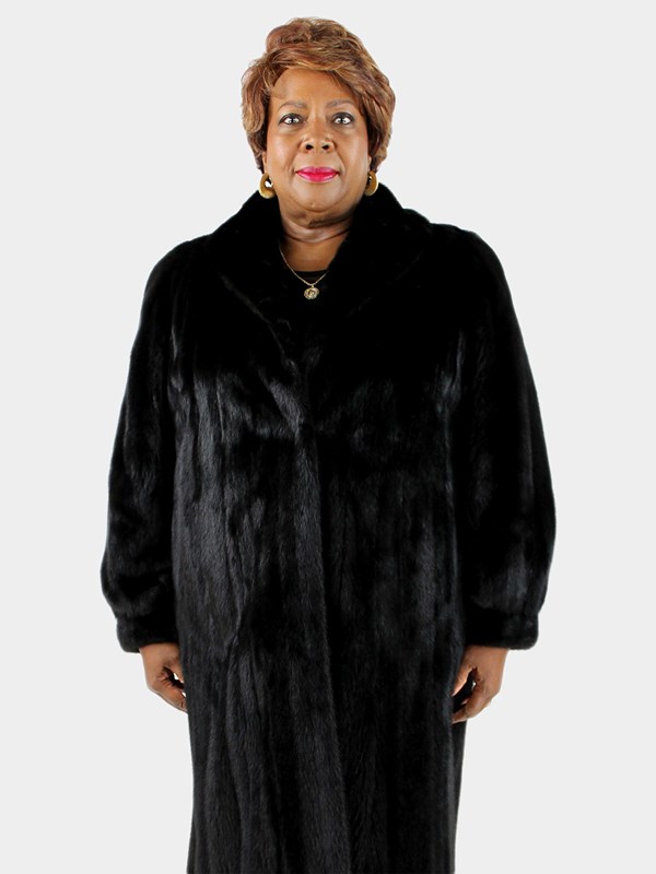 Woman's Ranch Female Mink Fur Coat
