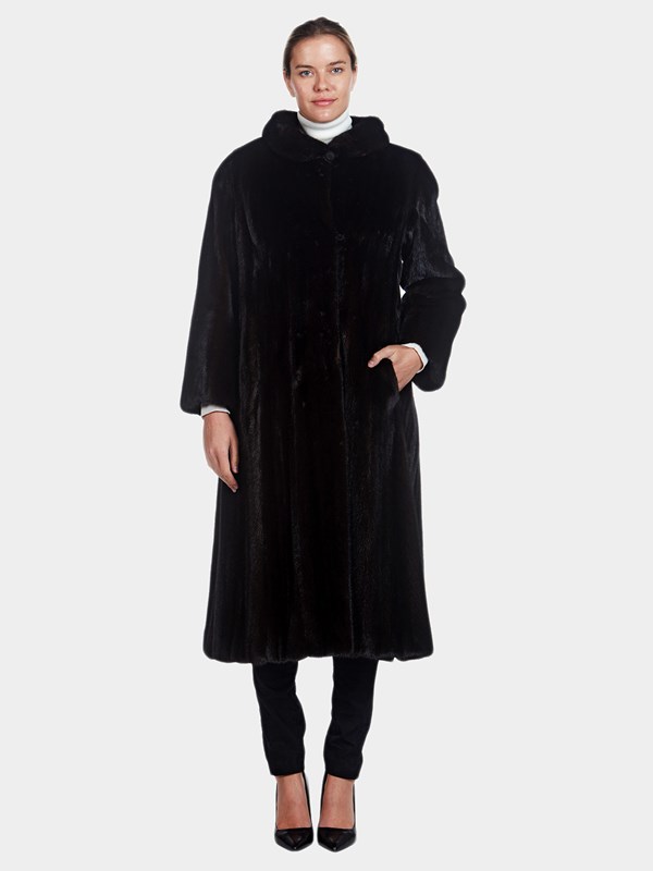 Woman's Ranch Mink Fur Coat