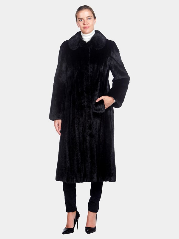 Woman's Saga Mink Ranch Mink Fur 7/8 Coat