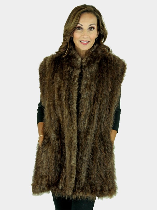 Woman's Medium Tone Knit Long Hair Beaver Fur Vest