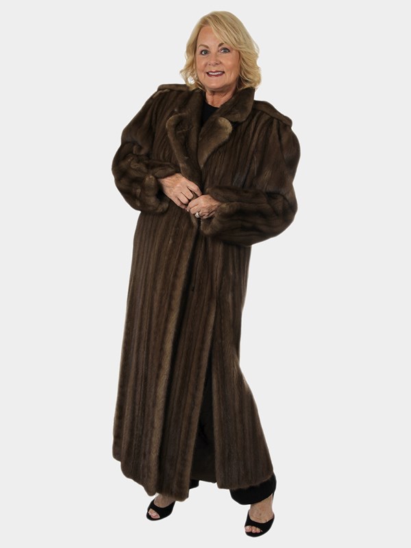 Woman's Lunaraine Female Mink Fur Coat