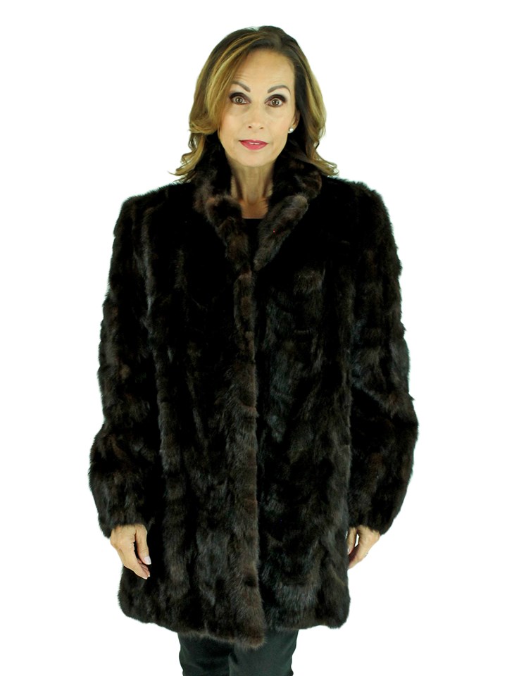 Women's Fur Strollers & Mink Strollers | Estate Furs