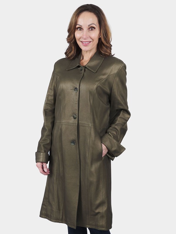 Woman's Remy Pine Leather 7/8 Coat