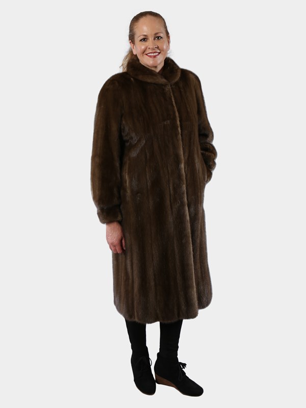 Woman's Sorrel Mink Fur Coat