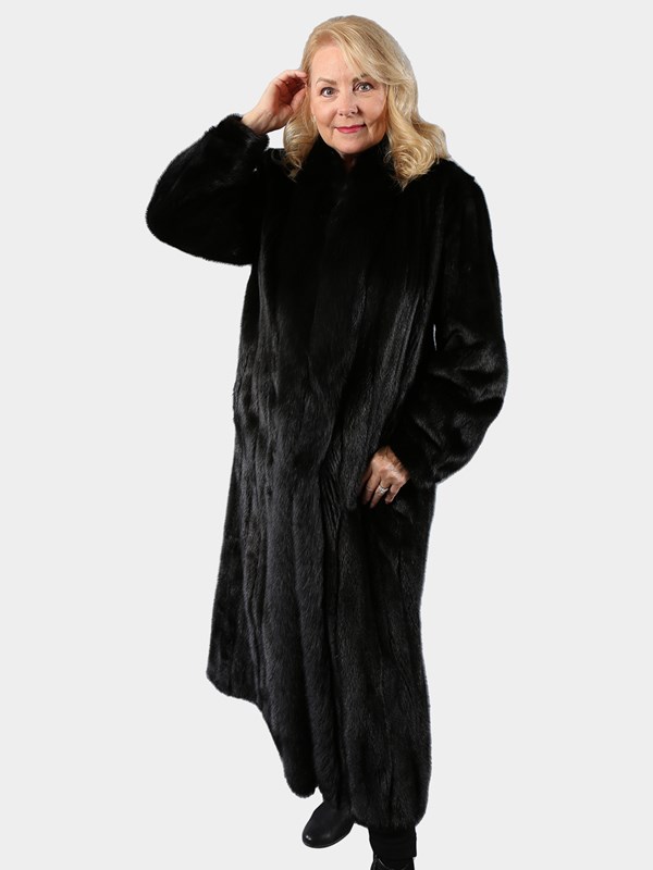 Woman's Ranch Mink Fur Coat with Black Fox Tuxedo
