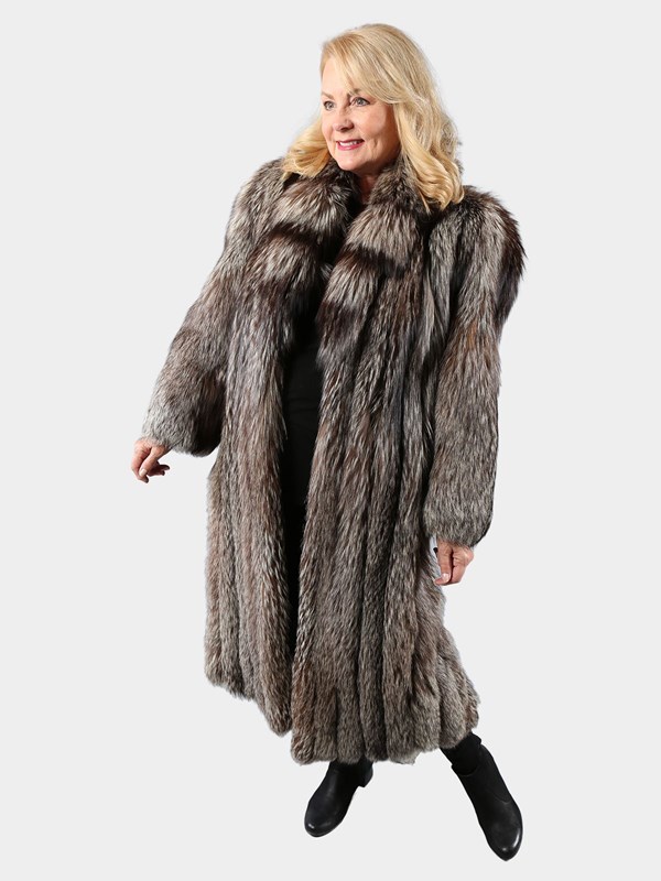 Woman's Natural Silver Fox Fur Coat