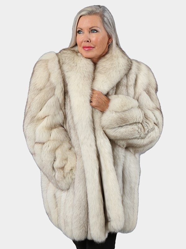 Woman's Plus Size Blue Fox Fur Stroller