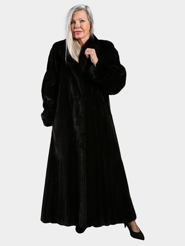 Woman's Ranch Female Mink Fur Coat