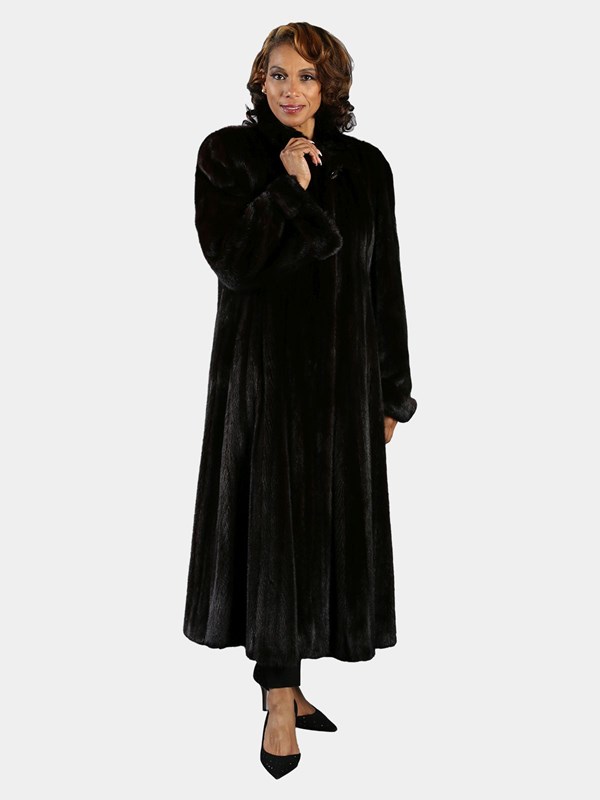 Woman's Ranch Female Mink Fur Coat