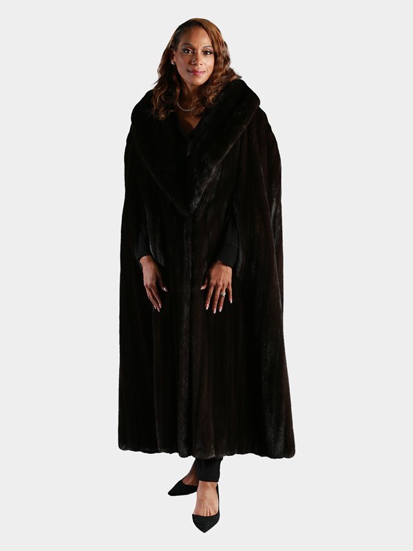 Woman's Plus Size Ranch Female Mink Fur Cape