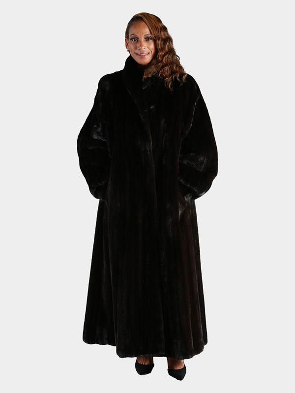 Woman's Blackglama Ranch Female Mink Fur Coat