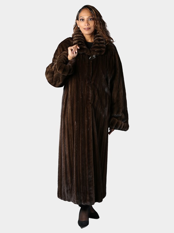 Scaasis Woman's Mahogany Female Mink Fur Coat