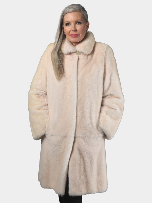 Woman's Natural Female Mink Female Blush Mink 3/4 Fur Coat