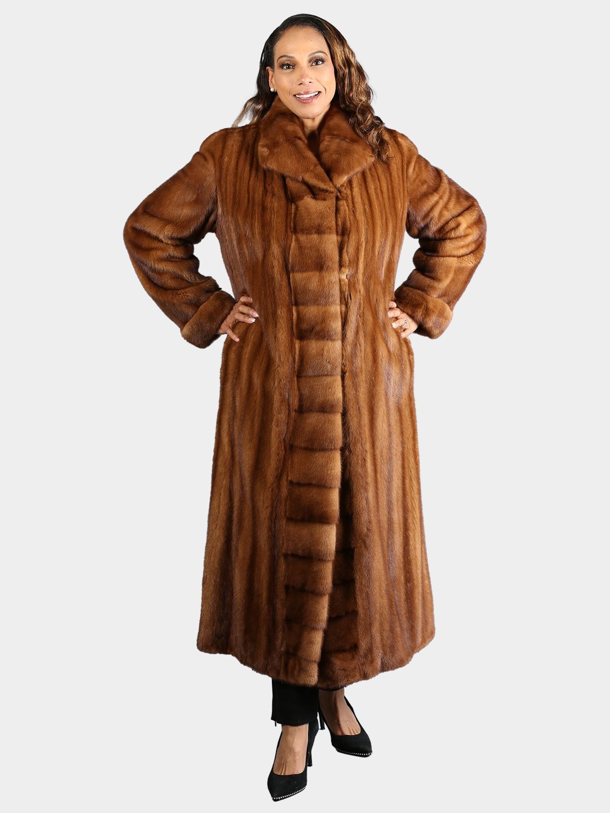 Woman's Natural Whiskey Female Mink Fur Coat