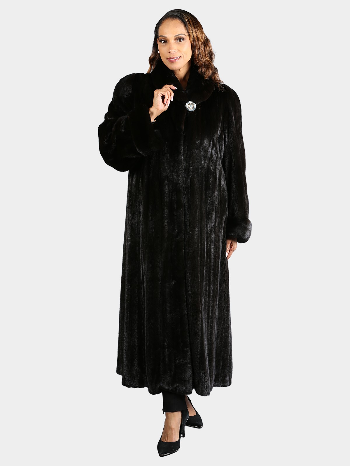 Woman's Extra Long Natural Ranch Female Mink Fur Coat