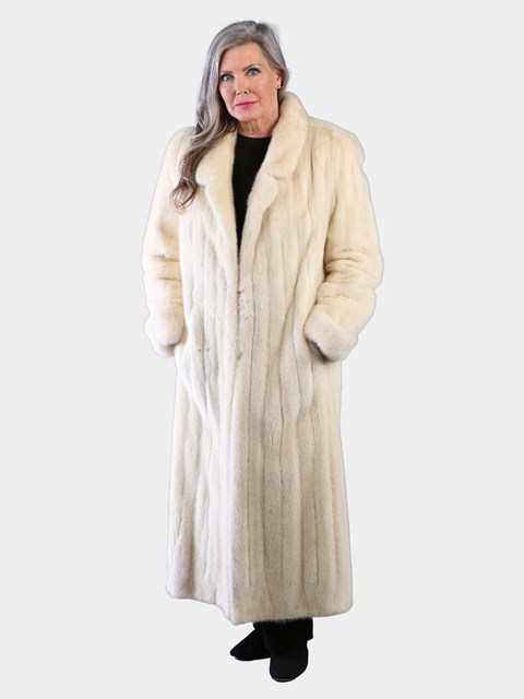 Woman's Natural Tourmaline Mink Fur Coat