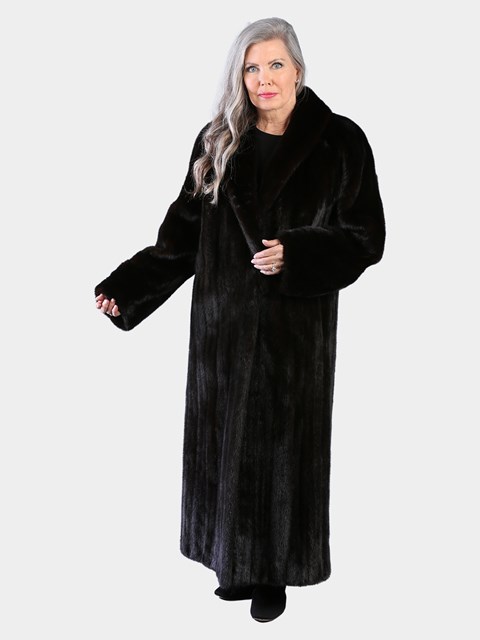 Woman's Natural Ranch Female Mink Fur Coat