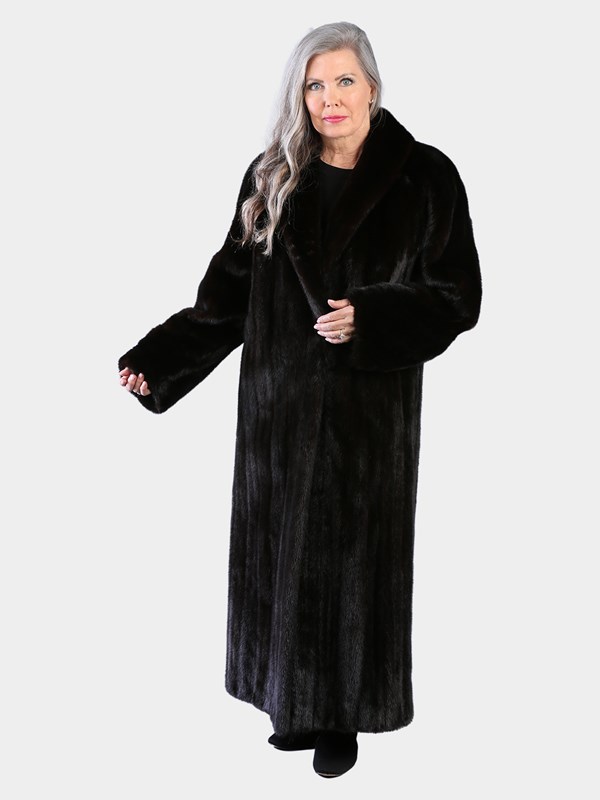 Woman's Natural Ranch Female Mink Fur Coat