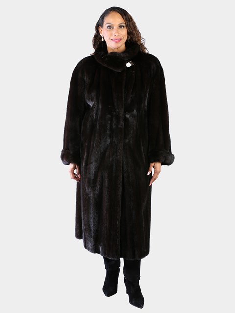 Woman's Blackglama Plus Size Natural Ranch Mink Fur Coat