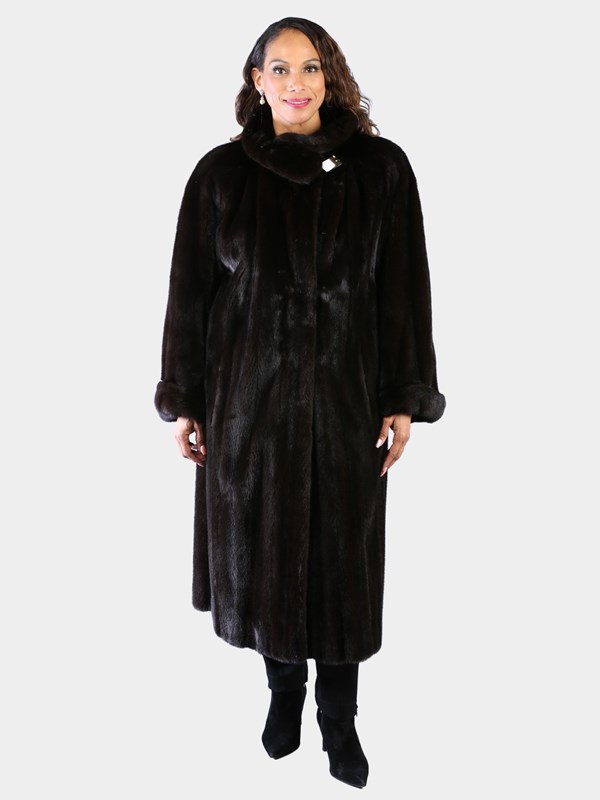 Woman's Blackglama Plus Size Natural Ranch Mink Fur Coat