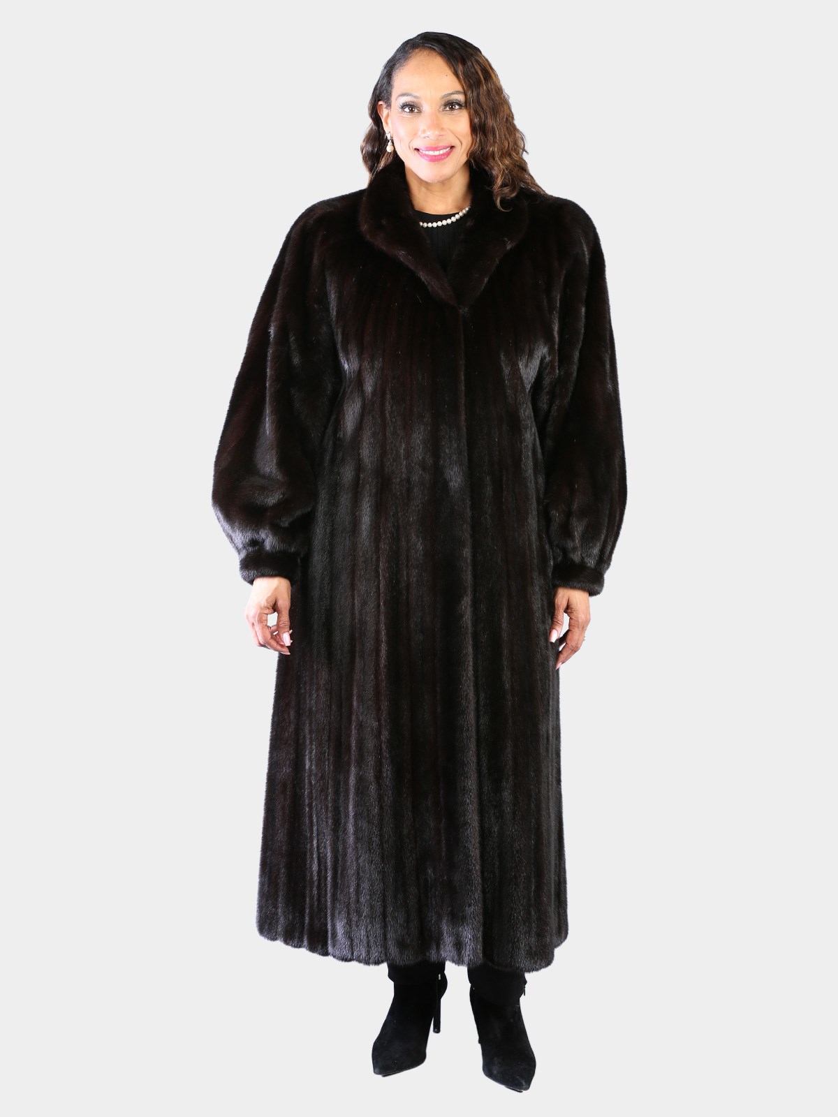Woman's Natural Ranch Female Mink Fur Coat