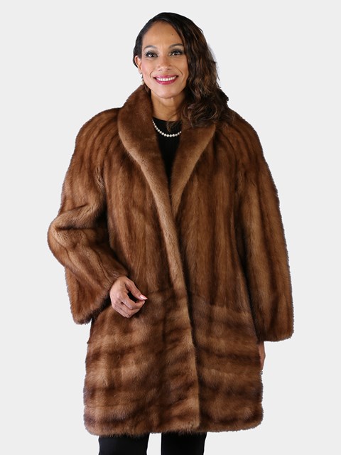 Woman's Vintage Natural Lunaraine Female Mink Fur Stroller