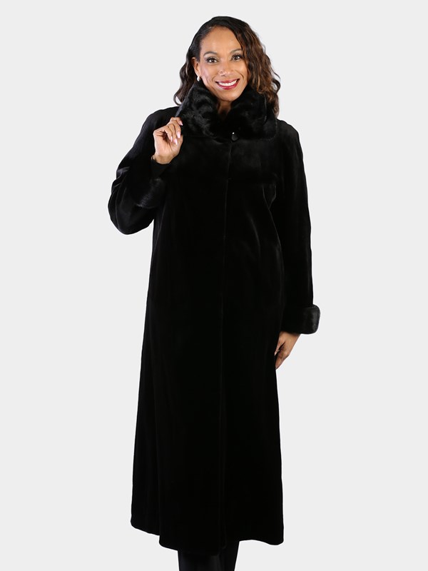 Woman's Dyed Black Sheared Mink Fur Coat