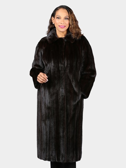 Woman's Deepest Mahogany Vintage Female Mink Fur Coat