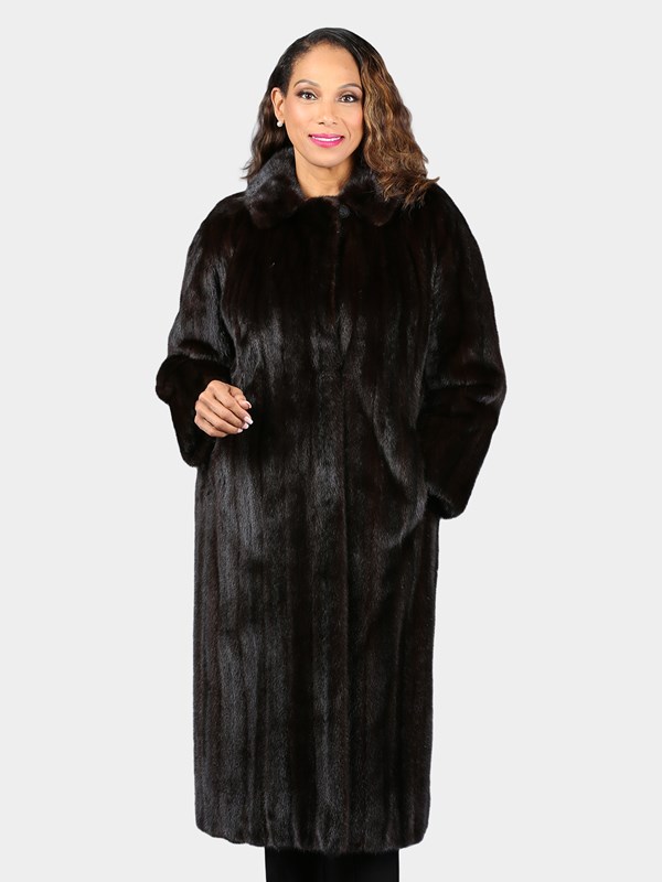 Woman's Deepest Mahogany Vintage Female Mink Fur Coat